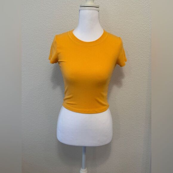 Wilfred Free Orange Ribbed Short Sleeve Cropped Tee - Picture 1 of 4